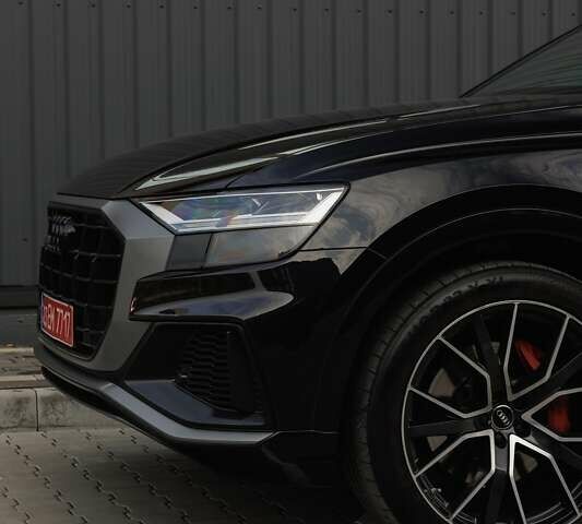 Черный Ауди Q8, объемом двигателя 3 л и пробегом 196 тыс. км за 51000 $, фото 117 на Automoto.ua