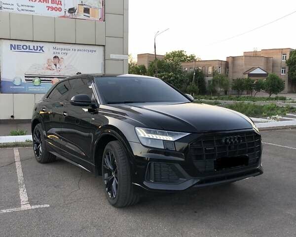 Чорний Ауді Q8, об'ємом двигуна 3 л та пробігом 168 тис. км за 59500 $, фото 5 на Automoto.ua