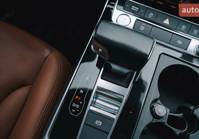 Ауди Q8 2018 в Киеве на Automoto.ua Черный Ауди Q8, объемом двигателя 3 л и пробегом 169 тыс. км за 49555 $, фото 35 на Automoto.ua