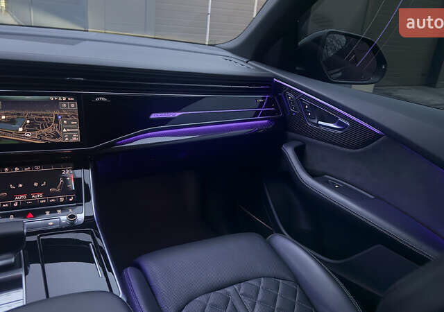 Чорний Ауді Q8, об'ємом двигуна 2.97 л та пробігом 142 тис. км за 59500 $, фото 61 на Automoto.ua