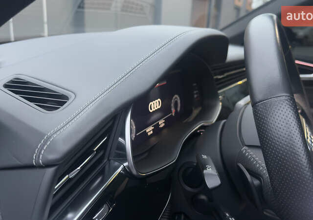 Чорний Ауді Q8, об'ємом двигуна 2.97 л та пробігом 142 тис. км за 59500 $, фото 28 на Automoto.ua