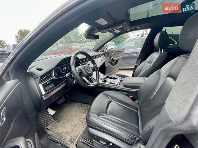 Черный Ауди Q8, объемом двигателя 3 л и пробегом 163 тыс. км за 24000 $, фото 24 на Automoto.ua