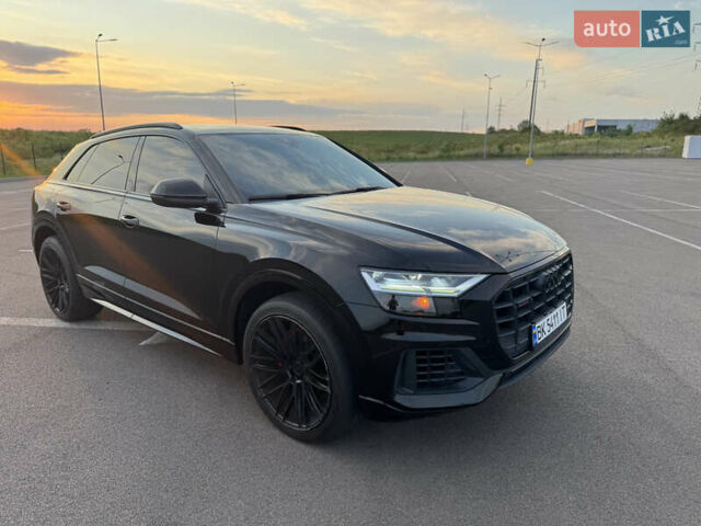 Черный Ауди Q8, объемом двигателя 3 л и пробегом 137 тыс. км за 45900 $, фото 5 на Automoto.ua