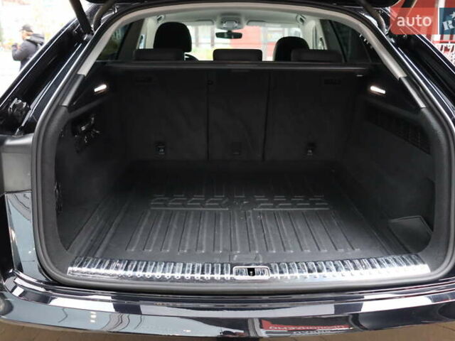 Ауди Q8 2018 в Львове на Automoto.ua Черный Ауди Q8, объемом двигателя 3 л и пробегом 119 тыс. км за 54900 $, фото 42 на Automoto.ua