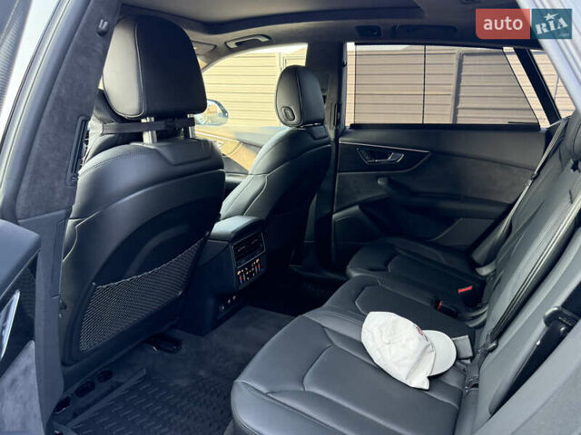 Ауди Q8 2018 в Луцке на Automoto.ua Черный Ауди Q8, объемом двигателя 3 л и пробегом 117 тыс. км за 58000 $, фото 15 на Automoto.ua