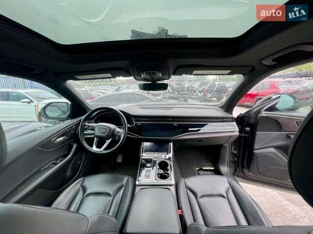 Черный Ауди Q8, объемом двигателя 3 л и пробегом 163 тыс. км за 24000 $, фото 23 на Automoto.ua