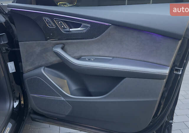 Чорний Ауді Q8, об'ємом двигуна 2.97 л та пробігом 142 тис. км за 59500 $, фото 62 на Automoto.ua