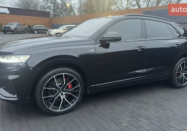 Чорний Ауді Q8, об'ємом двигуна 2.97 л та пробігом 142 тис. км за 59500 $, фото 10 на Automoto.ua