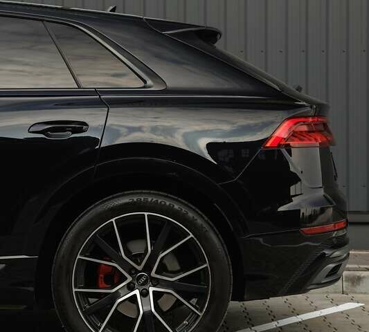 Черный Ауди Q8, объемом двигателя 3 л и пробегом 196 тыс. км за 51000 $, фото 124 на Automoto.ua