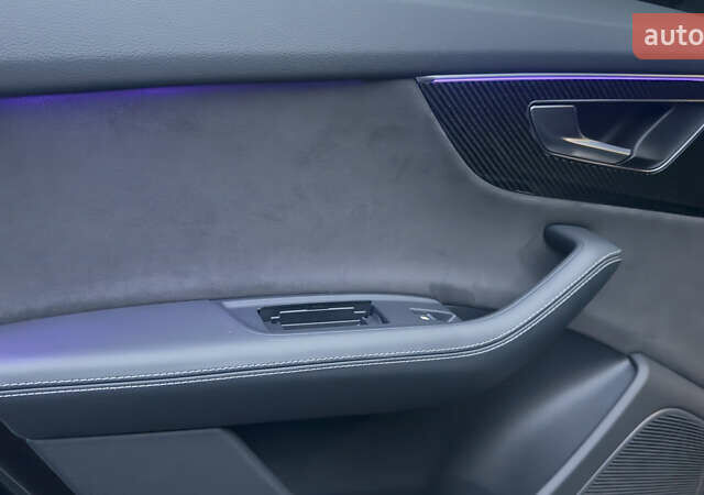 Чорний Ауді Q8, об'ємом двигуна 2.97 л та пробігом 142 тис. км за 59500 $, фото 46 на Automoto.ua