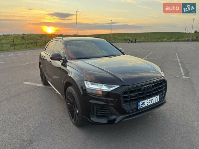 Черный Ауди Q8, объемом двигателя 3 л и пробегом 137 тыс. км за 45900 $, фото 3 на Automoto.ua