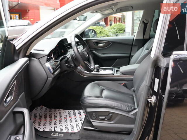 Ауди Q8 2018 в Львове на Automoto.ua Черный Ауди Q8, объемом двигателя 3 л и пробегом 119 тыс. км за 54900 $, фото 15 на Automoto.ua