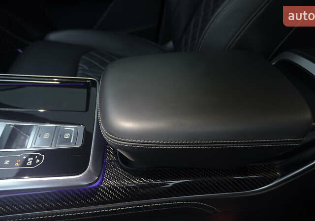 Чорний Ауді Q8, об'ємом двигуна 2.97 л та пробігом 142 тис. км за 59500 $, фото 44 на Automoto.ua