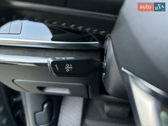 Черный Ауди Q8, объемом двигателя 3 л и пробегом 100 тыс. км за 44500 $, фото 98 на Automoto.ua