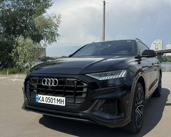 Черный Ауди Q8, объемом двигателя 3 л и пробегом 145 тыс. км за 48500 $, фото 2 на Automoto.ua