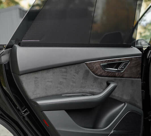 Черный Ауди Q8, объемом двигателя 3 л и пробегом 126 тыс. км за 49900 $, фото 35 на Automoto.ua