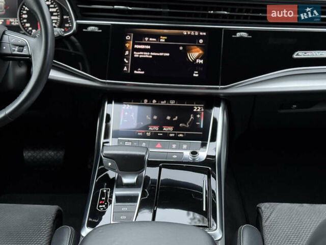 Чорний Ауді Q8, об'ємом двигуна 2.97 л та пробігом 88 тис. км за 52500 $, фото 43 на Automoto.ua