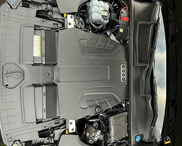 Ауді Q8 2019 у Рівному на Automoto.ua Чорний Ауді Q8, об'ємом двигуна 2.97 л та пробігом 179 тис. км за 53900 $, фото 50 на Automoto.ua
