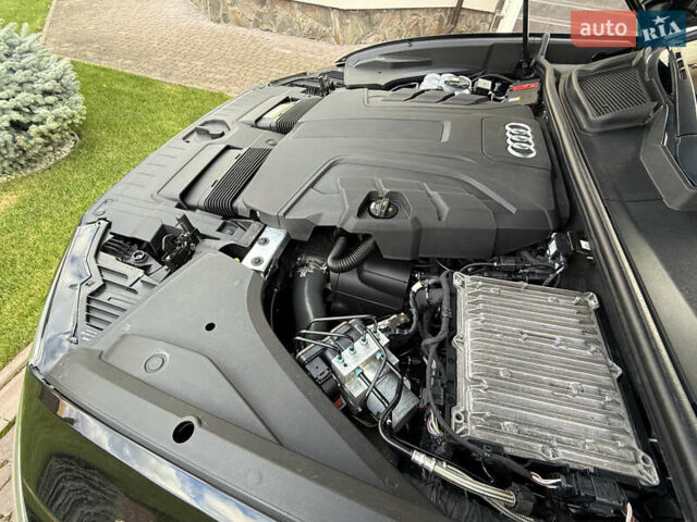 Ауді Q8 2019 у Рівному на Automoto.ua Чорний Ауді Q8, об'ємом двигуна 2.97 л та пробігом 179 тис. км за 53900 $, фото 48 на Automoto.ua