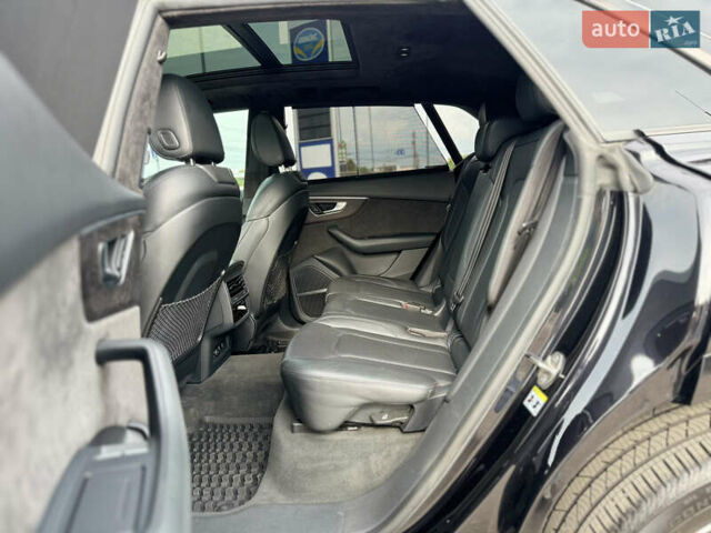 Черный Ауди Q8, объемом двигателя 3 л и пробегом 118 тыс. км за 45900 $, фото 24 на Automoto.ua