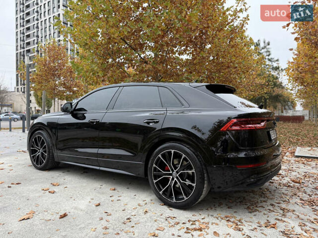 Черный Ауди Q8, объемом двигателя 2.97 л и пробегом 110 тыс. км за 56000 $, фото 4 на Automoto.ua