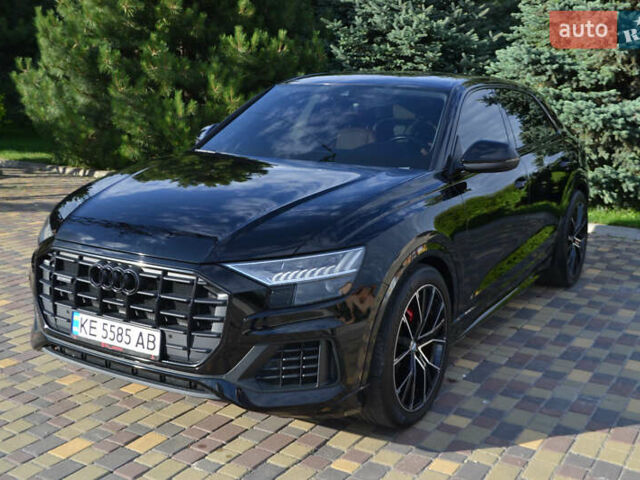 Чорний Ауді Q8, об'ємом двигуна 2.97 л та пробігом 105 тис. км за 62000 $, фото 2 на Automoto.ua