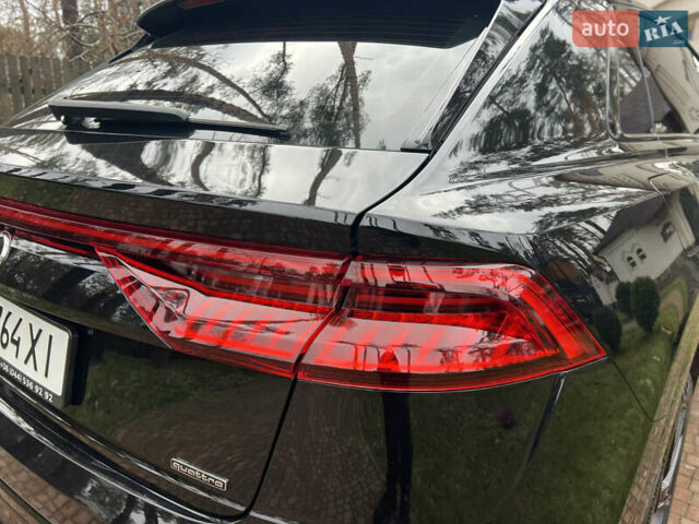 Черный Ауди Q8, объемом двигателя 3 л и пробегом 92 тыс. км за 63900 $, фото 148 на Automoto.ua