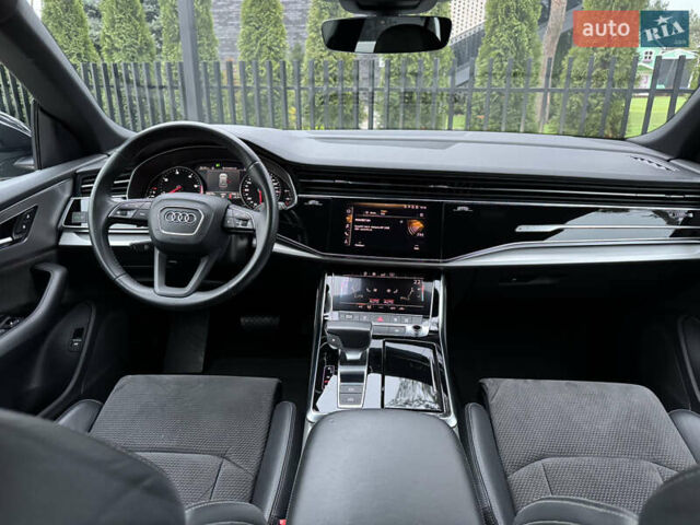 Чорний Ауді Q8, об'ємом двигуна 2.97 л та пробігом 88 тис. км за 52500 $, фото 44 на Automoto.ua