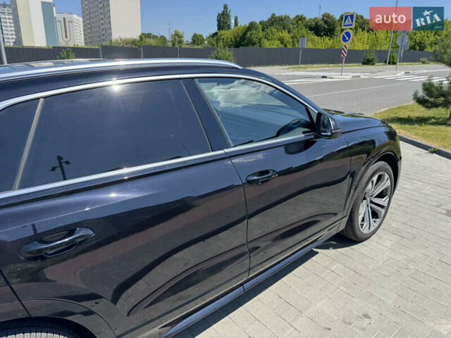 Черный Ауди Q8, объемом двигателя 3 л и пробегом 38 тыс. км за 59800 $, фото 4 на Automoto.ua