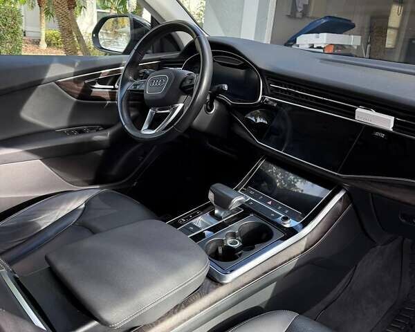 Черный Ауди Q8, объемом двигателя 3 л и пробегом 159 тыс. км за 50000 $, фото 16 на Automoto.ua