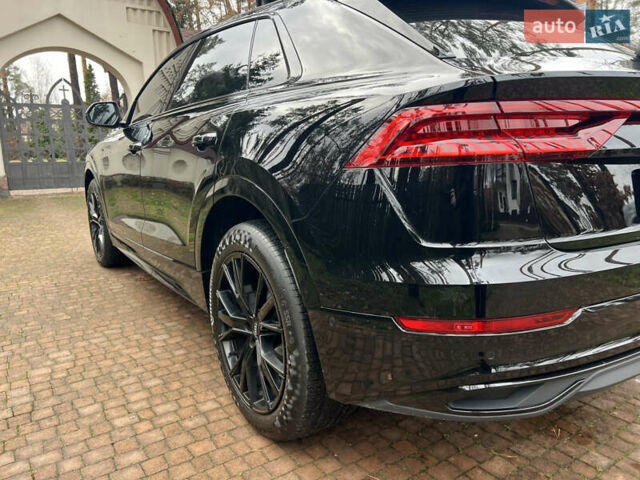 Черный Ауди Q8, объемом двигателя 3 л и пробегом 92 тыс. км за 63900 $, фото 36 на Automoto.ua