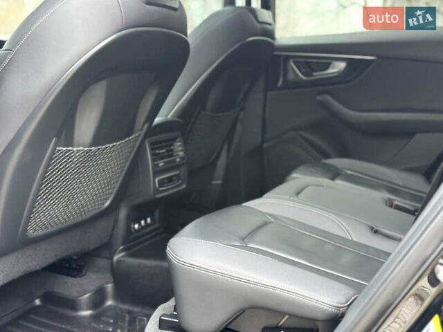 Чорний Ауді Q8, об'ємом двигуна 3 л та пробігом 115 тис. км за 43700 $, фото 29 на Automoto.ua
