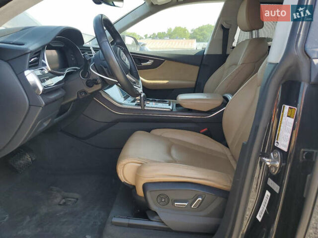 Чорний Ауді Q8, об'ємом двигуна 3 л та пробігом 79 тис. км за 33000 $, фото 6 на Automoto.ua