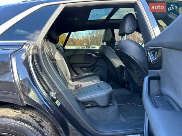 Чорний Ауді Q8, об'ємом двигуна 3 л та пробігом 104 тис. км за 19400 $, фото 6 на Automoto.ua