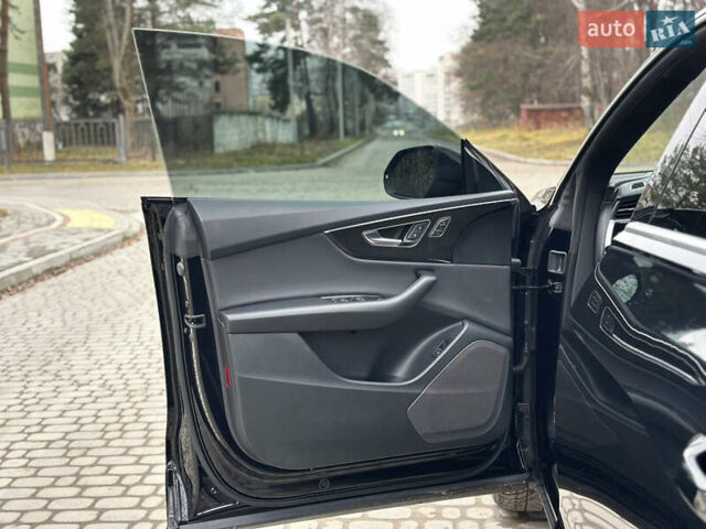 Чорний Ауді Q8, об'ємом двигуна 3 л та пробігом 115 тис. км за 43700 $, фото 17 на Automoto.ua