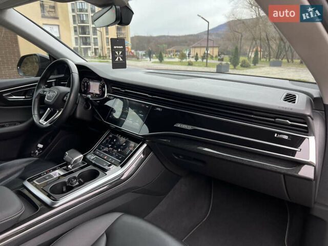 Черный Ауди Q8, объемом двигателя 3 л и пробегом 53 тыс. км за 48500 $, фото 50 на Automoto.ua