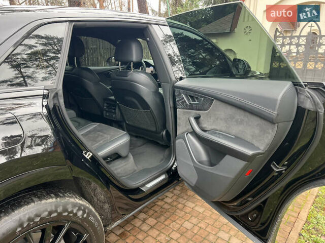 Черный Ауди Q8, объемом двигателя 3 л и пробегом 92 тыс. км за 63900 $, фото 112 на Automoto.ua