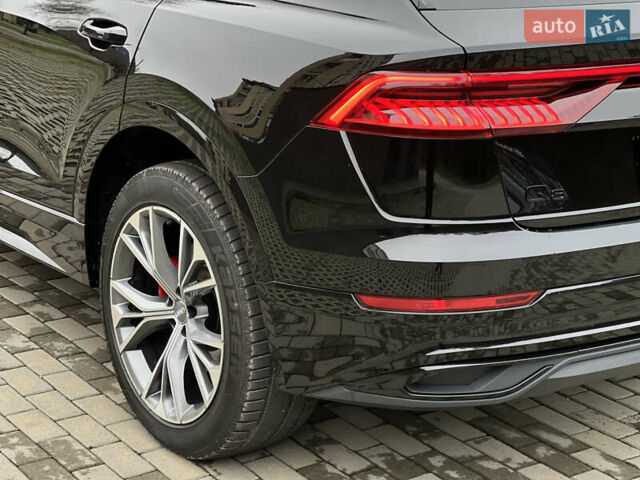 Черный Ауди Q8, объемом двигателя 3 л и пробегом 53 тыс. км за 48500 $, фото 18 на Automoto.ua