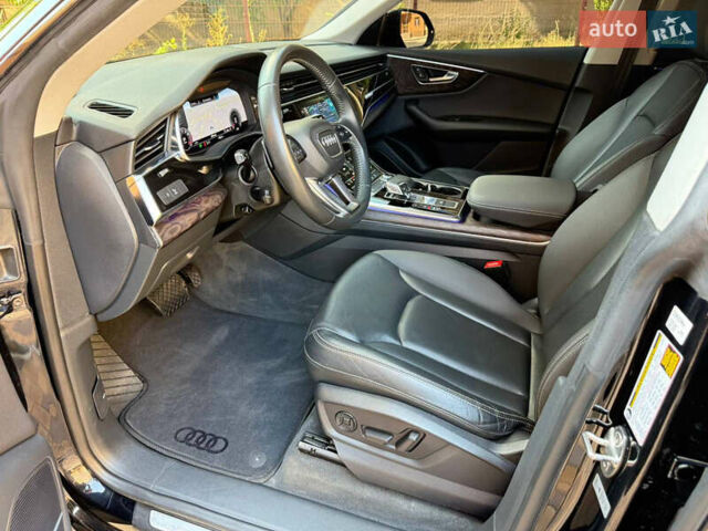 Черный Ауди Q8, объемом двигателя 3 л и пробегом 100 тыс. км за 49500 $, фото 15 на Automoto.ua