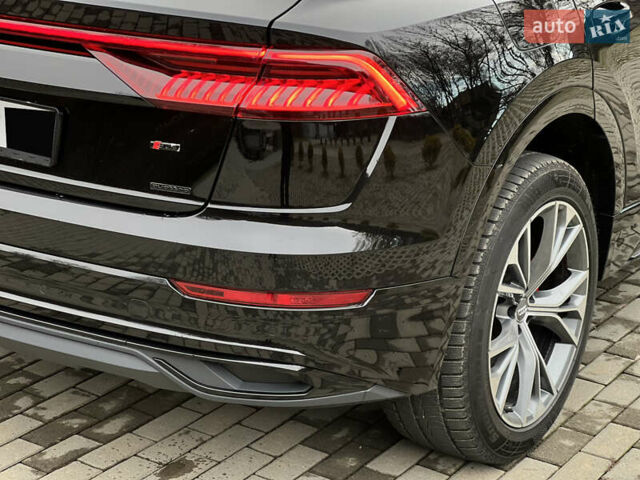 Черный Ауди Q8, объемом двигателя 3 л и пробегом 53 тыс. км за 48500 $, фото 19 на Automoto.ua