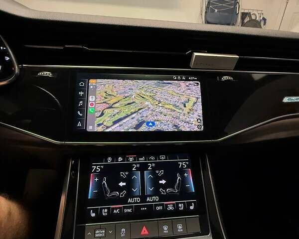 Черный Ауди Q8, объемом двигателя 3 л и пробегом 159 тыс. км за 50000 $, фото 7 на Automoto.ua