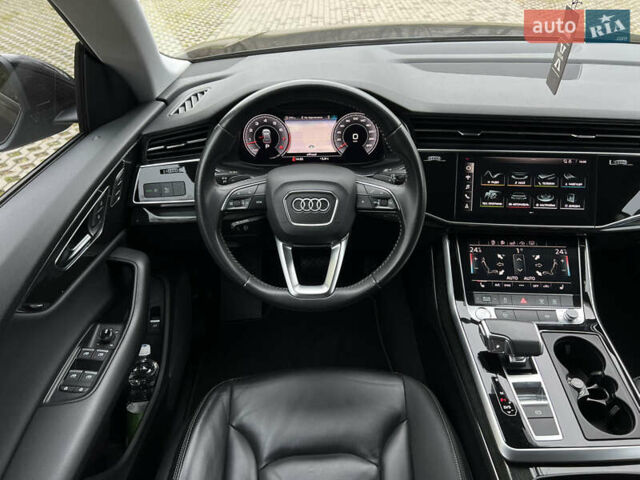Черный Ауди Q8, объемом двигателя 3 л и пробегом 53 тыс. км за 48500 $, фото 38 на Automoto.ua