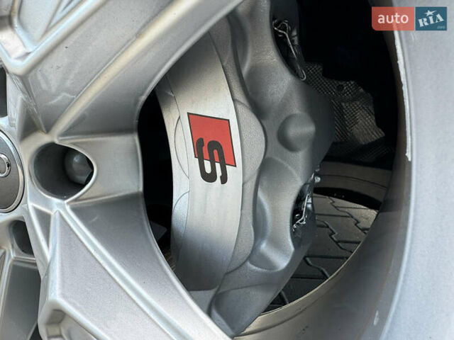 Чорний Ауді Q8, об'ємом двигуна 3 л та пробігом 137 тис. км за 57700 $, фото 10 на Automoto.ua