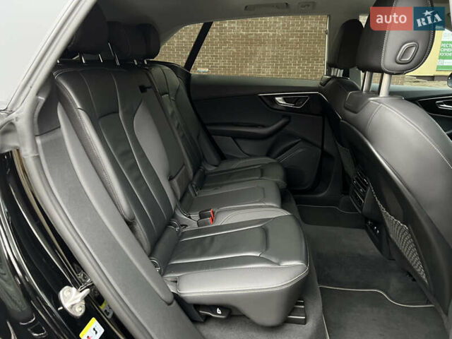 Черный Ауди Q8, объемом двигателя 3 л и пробегом 53 тыс. км за 48500 $, фото 48 на Automoto.ua