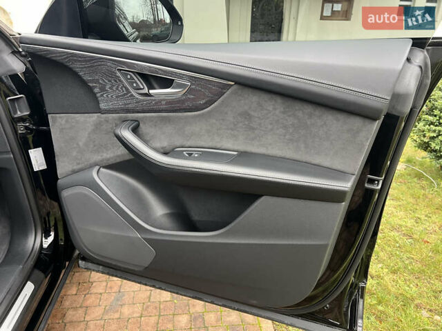 Черный Ауди Q8, объемом двигателя 3 л и пробегом 92 тыс. км за 63900 $, фото 119 на Automoto.ua