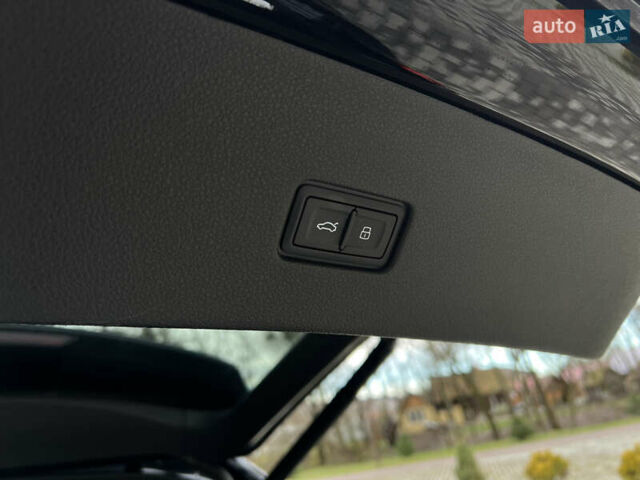 Черный Ауди Q8, объемом двигателя 3 л и пробегом 53 тыс. км за 48500 $, фото 46 на Automoto.ua
