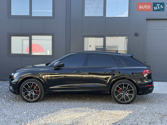 Черный Ауди Q8, объемом двигателя 3 л и пробегом 78 тыс. км за 60000 $, фото 1 на Automoto.ua