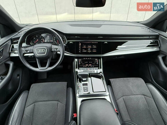 Черный Ауди Q8, объемом двигателя 2.97 л и пробегом 88 тыс. км за 51500 $, фото 40 на Automoto.ua