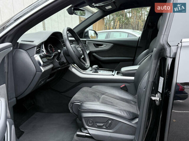 Черный Ауди Q8, объемом двигателя 2.97 л и пробегом 88 тыс. км за 51500 $, фото 52 на Automoto.ua
