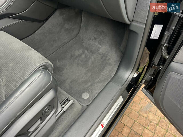 Черный Ауди Q8, объемом двигателя 3 л и пробегом 92 тыс. км за 63900 $, фото 123 на Automoto.ua